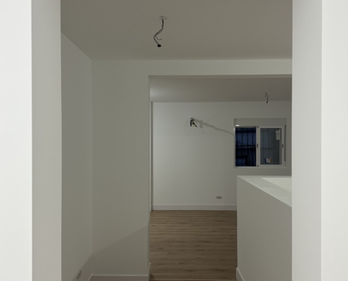Benissa Souterrain binnen stuc- en schilderwerk
